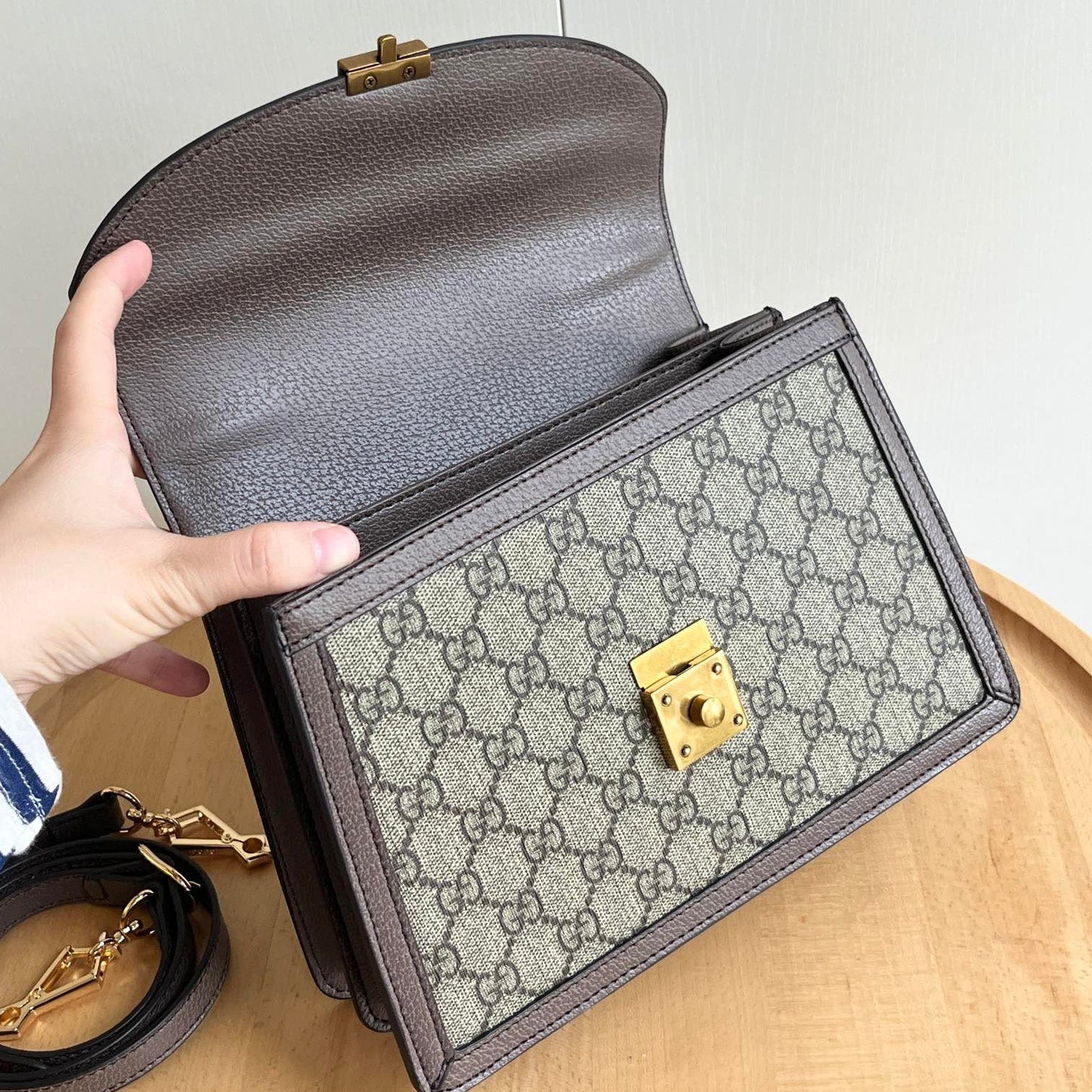 G Ophidia Lock Handbag 1824061805