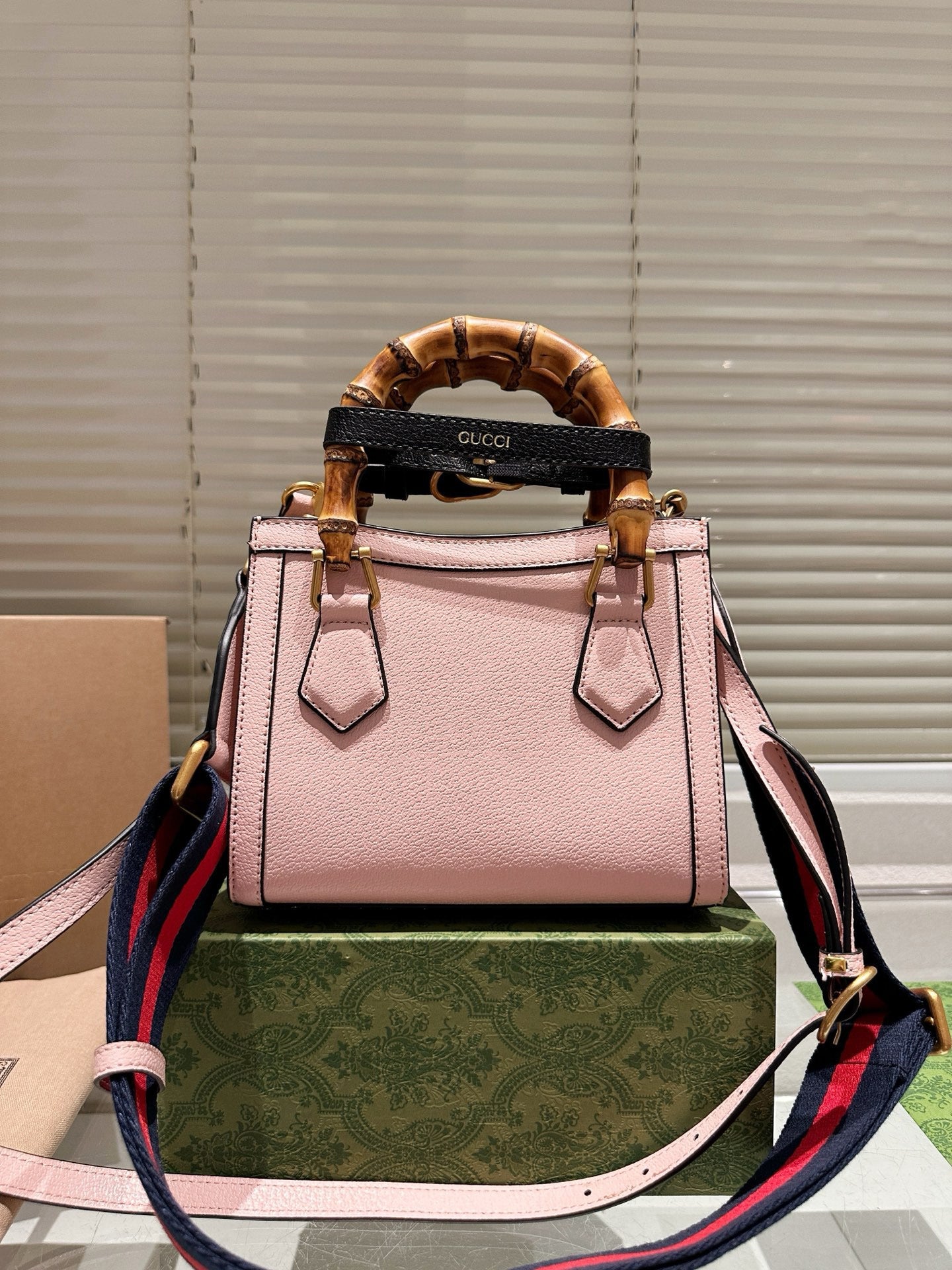 GG Mini Diana Bamboo Handbag(19*16) 1825062303