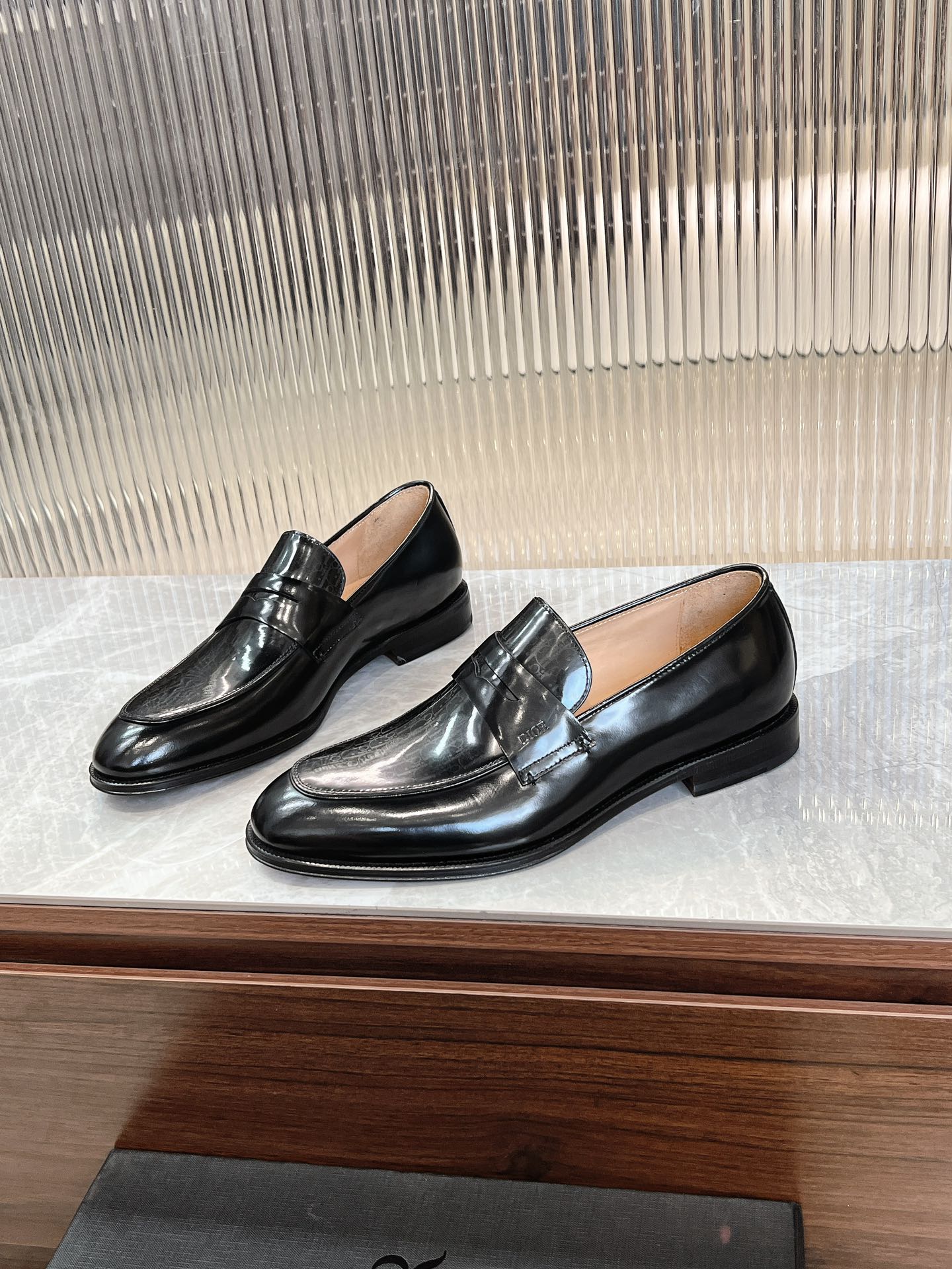 CD Timeless Loafer Gradient shiny leather 1825052706