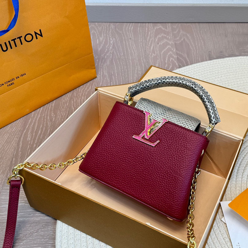 L Small Capucines Handbag 1824071602