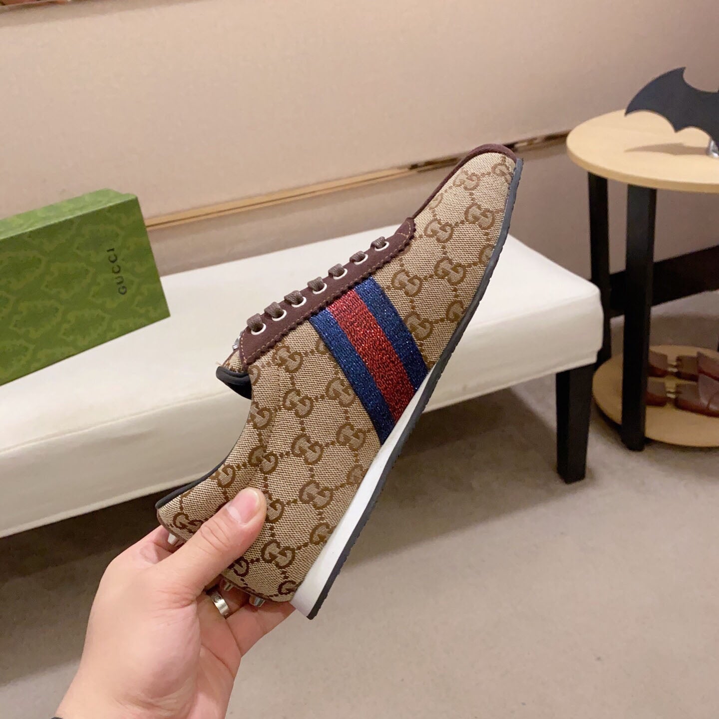 Classic letter presbyopia fashion casual sneakers 1824080302