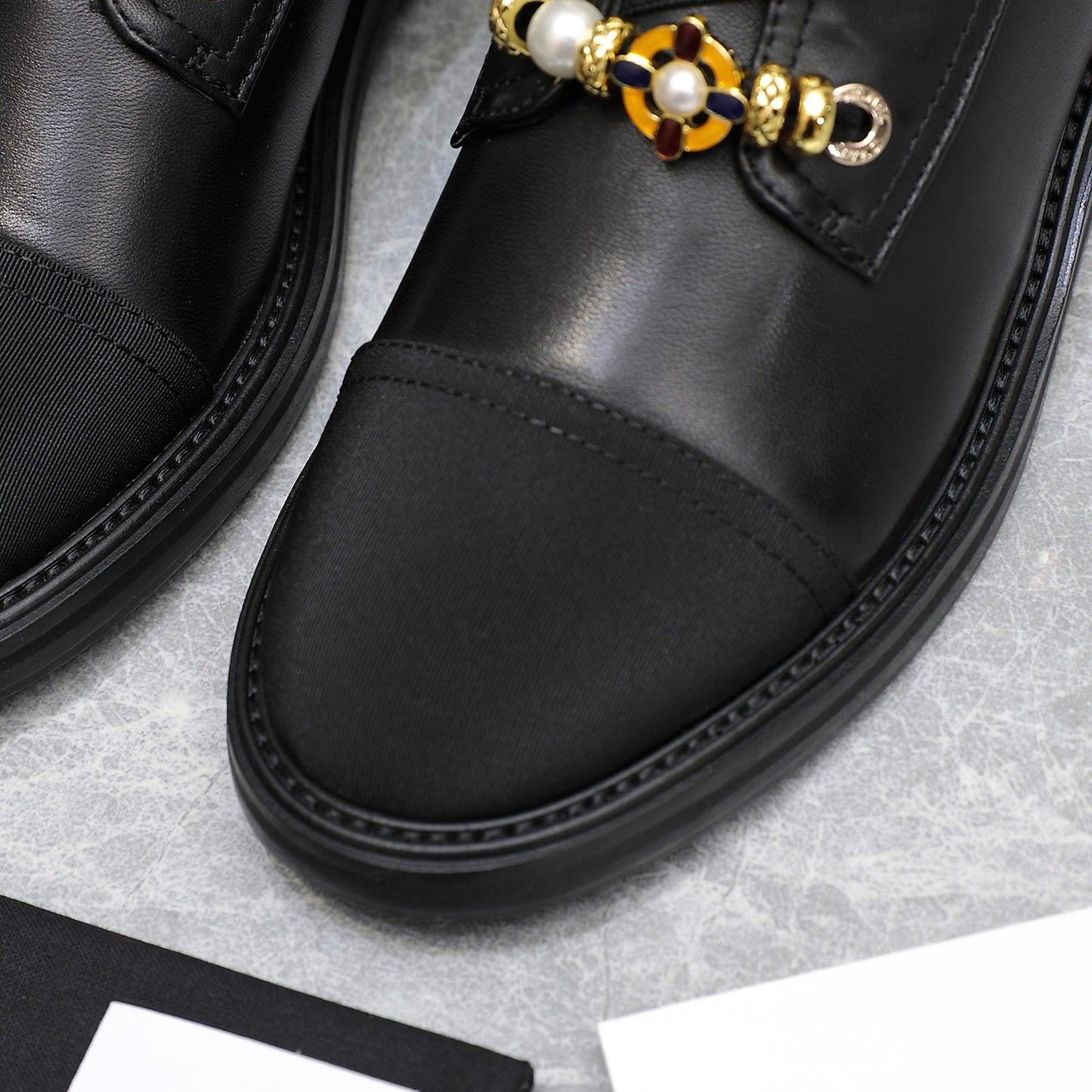 CNL24 new Martin boots decorated with double C pearl gem heavy metal buckle 0724090503