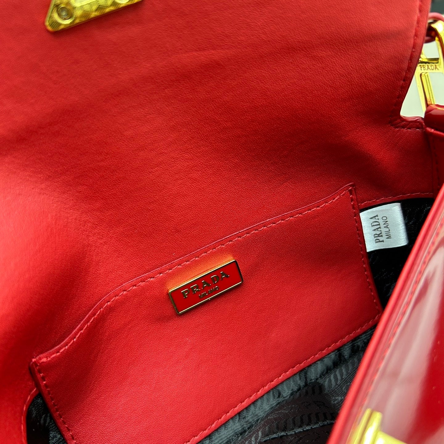 PR Leather Underarm Bag 1825070304