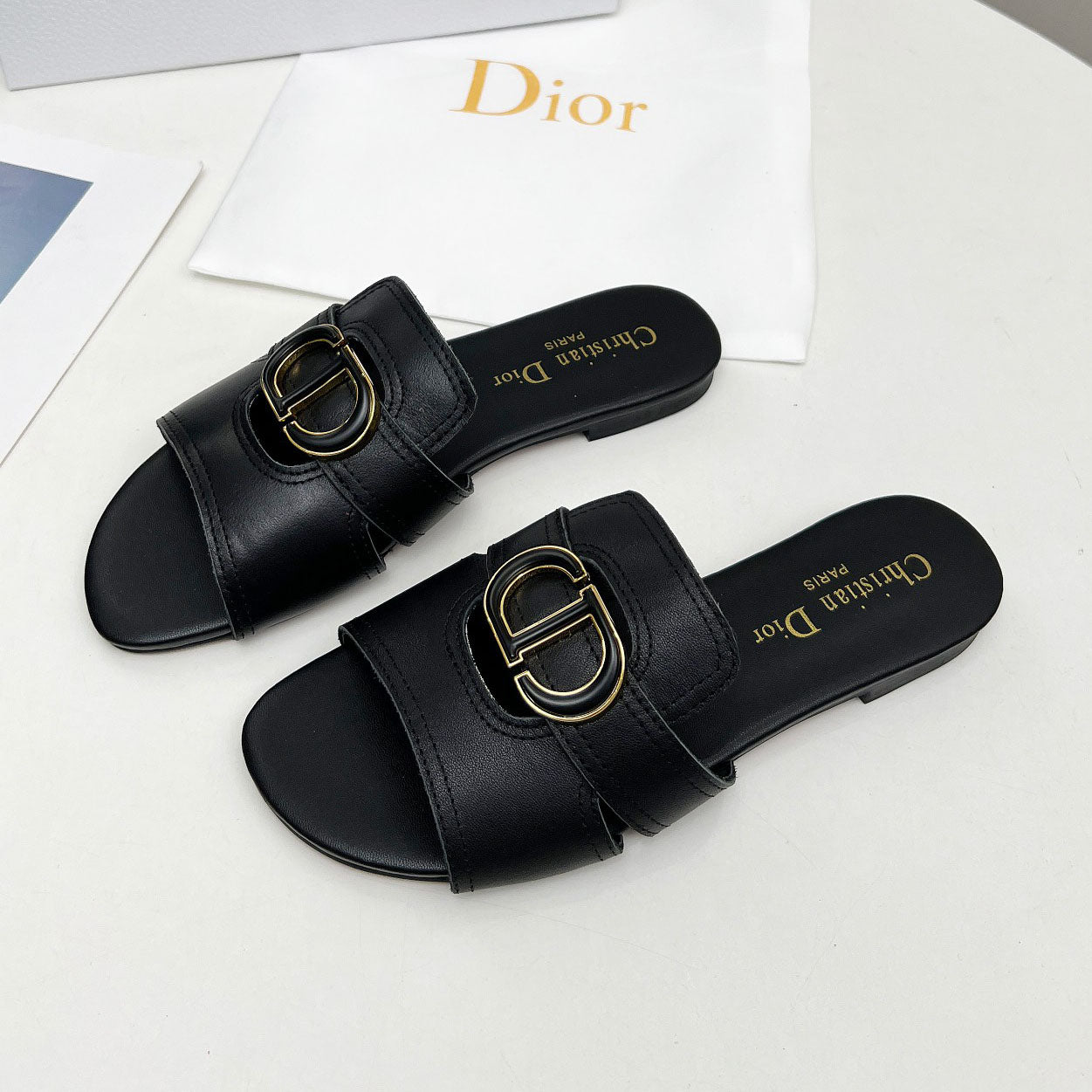 CD Slippers 1825052802