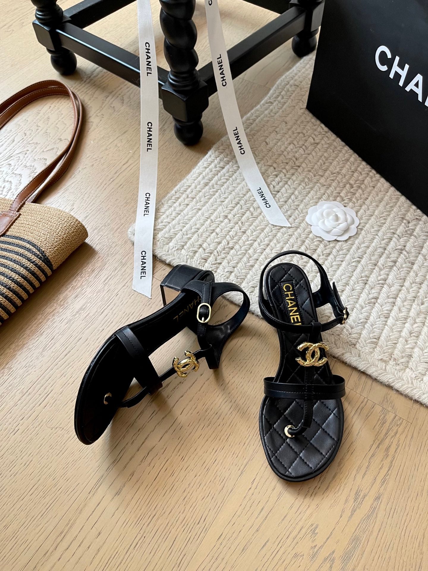 CLN Leather chunky heel sandals 1825051202