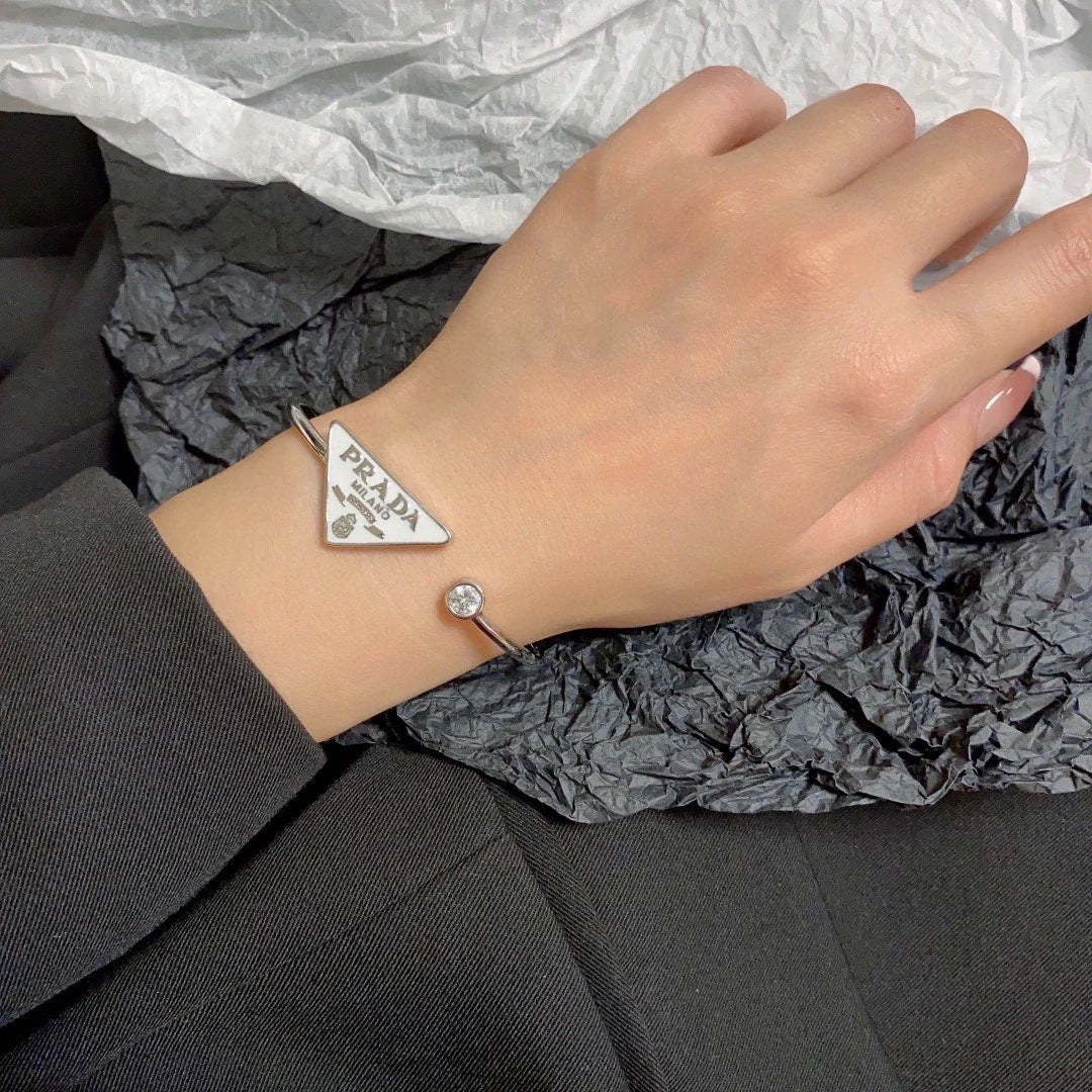 Fashion and versatile bracelet 1024052204