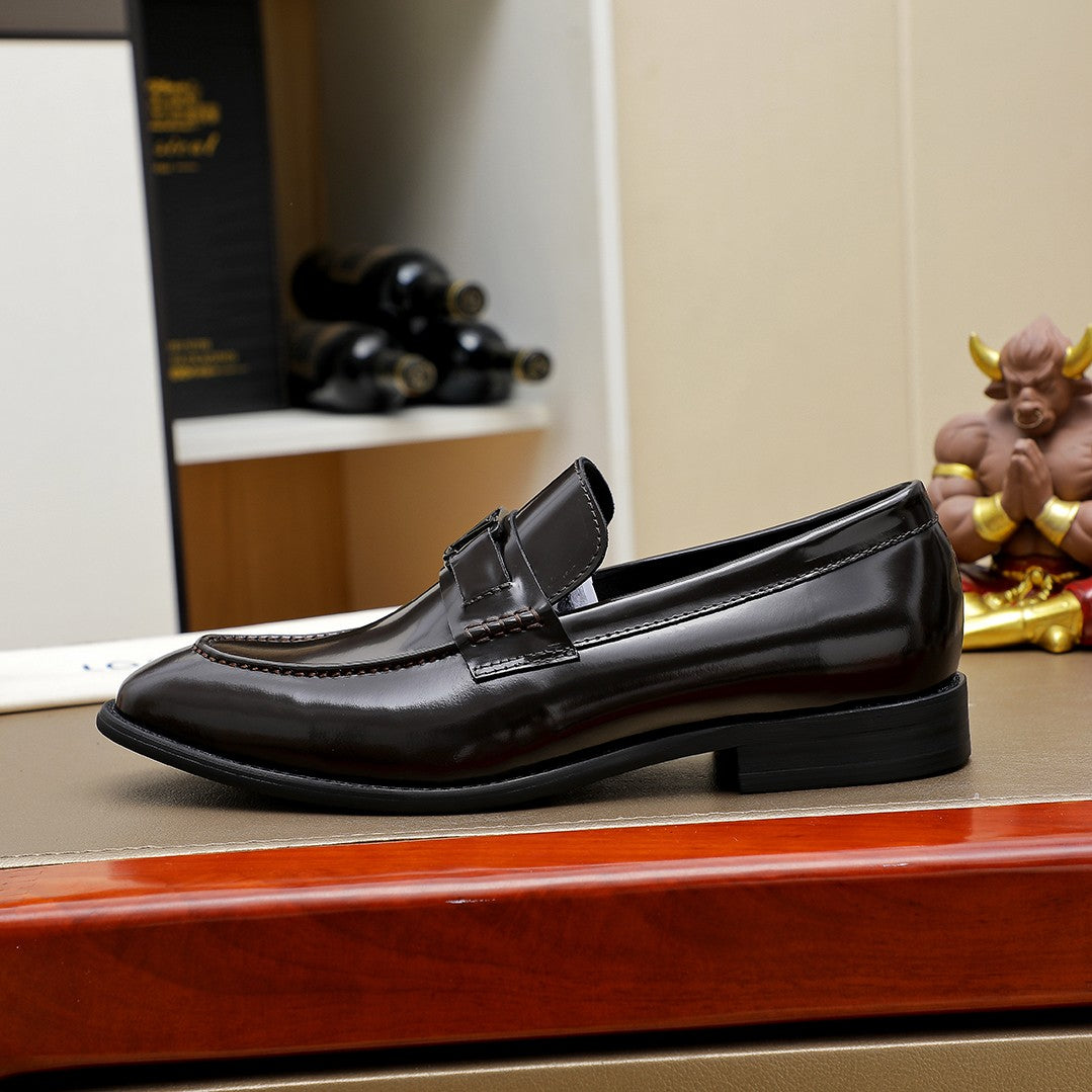 LV  Bright Leather Loafer 1825022804