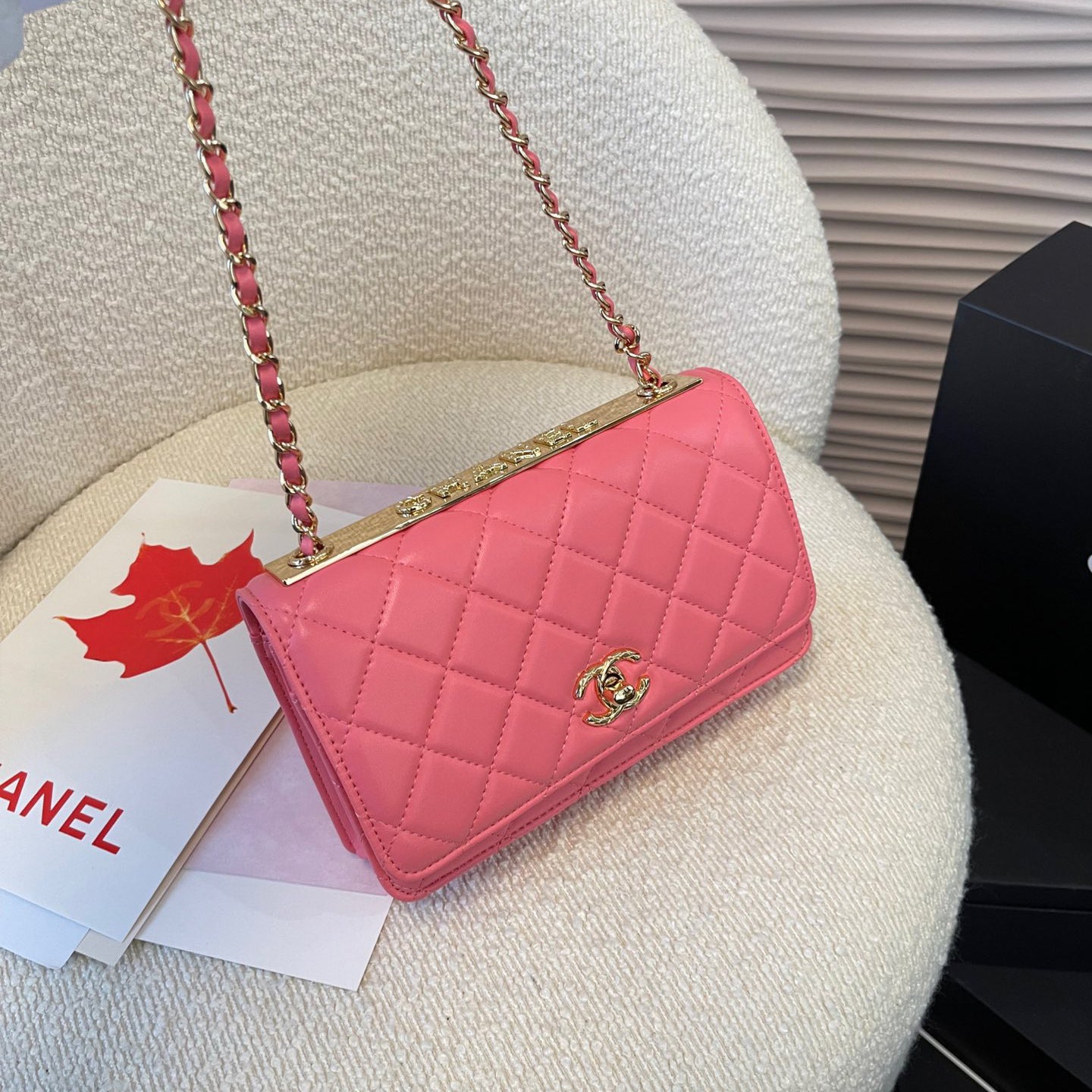 All-match chain shoulder bag 1824041103