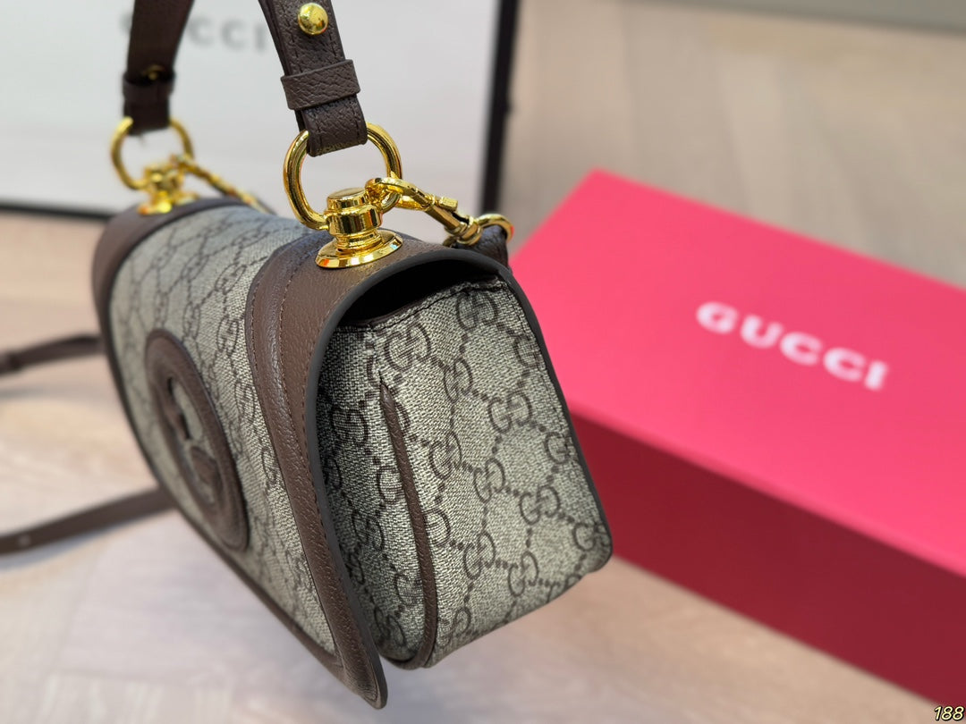 GG Blondie shoulder bag 1825040115