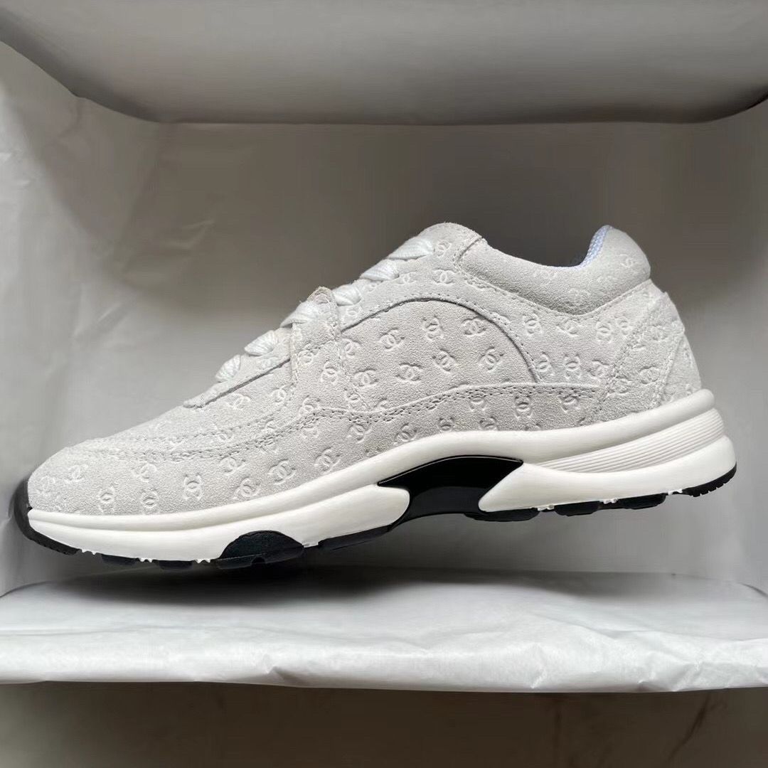 Black And White Panda Embossed Sneakers 0123121301