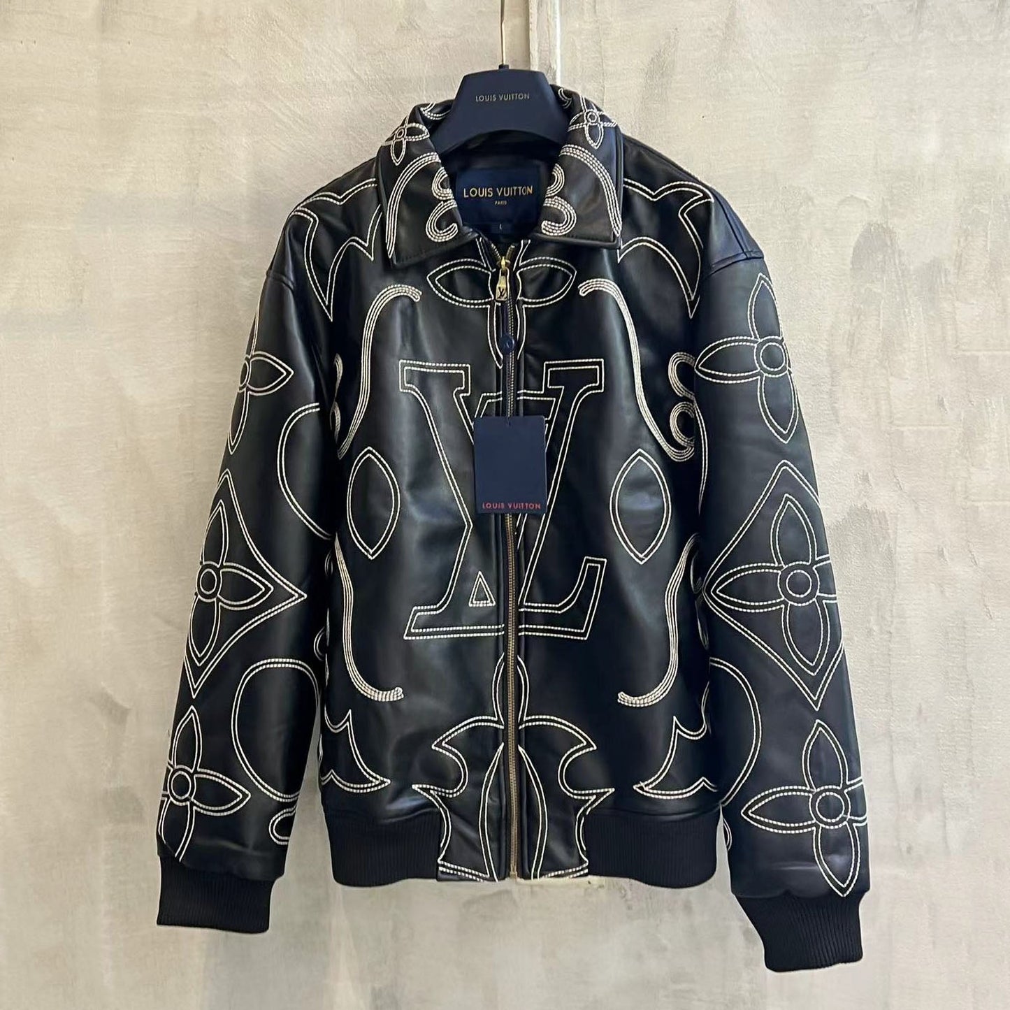 LV Fall/Winter 24 bomber jacket 1824092902