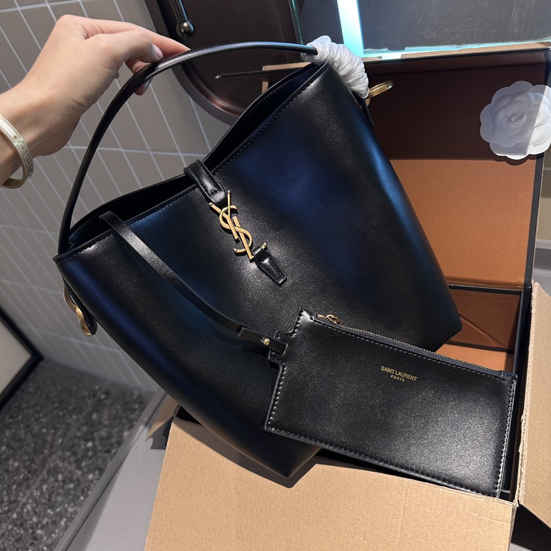 Fashionable new versatile bucket bag 1023121102