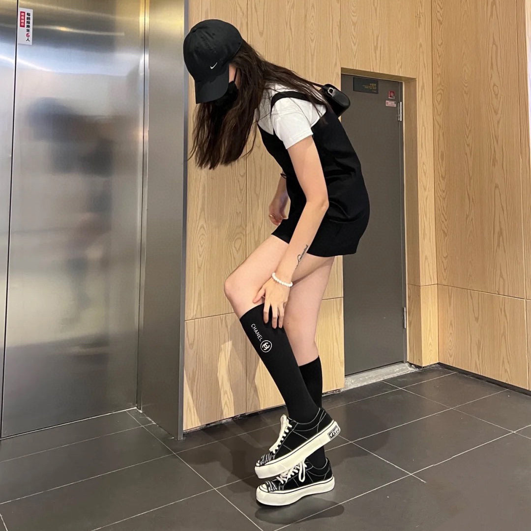 Double needle knitted three-dimensional silicone classic letters Long socks Calf socks XC1823082503