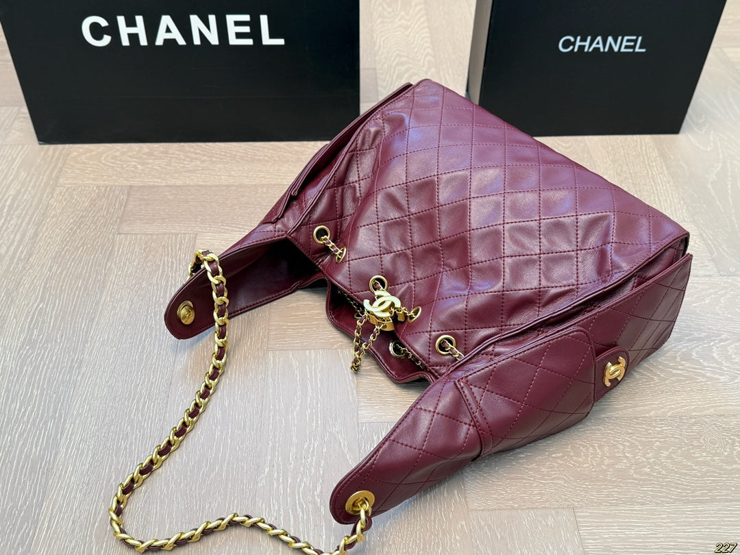 CH Bucket Bag 34*27 1825022101