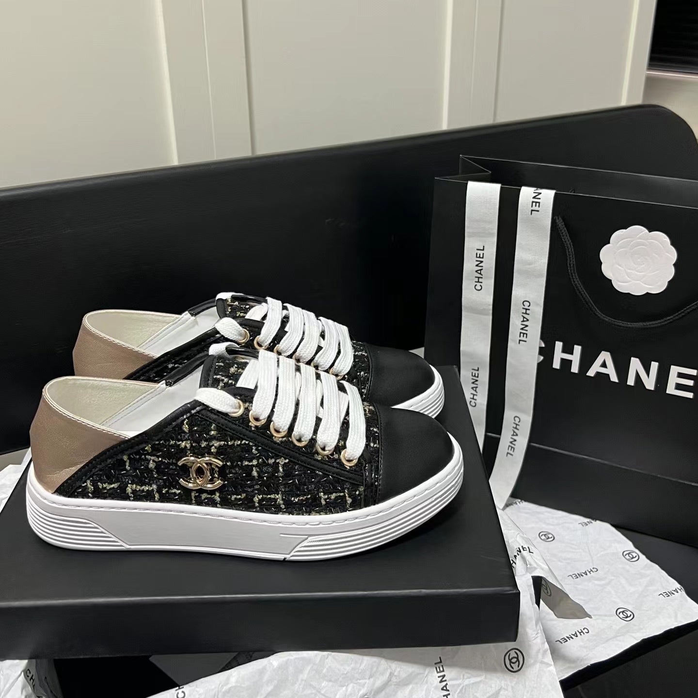 Woven Colorblock Sneakers XC16051802