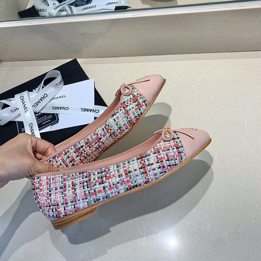 Classic comfortable flats 1824032302