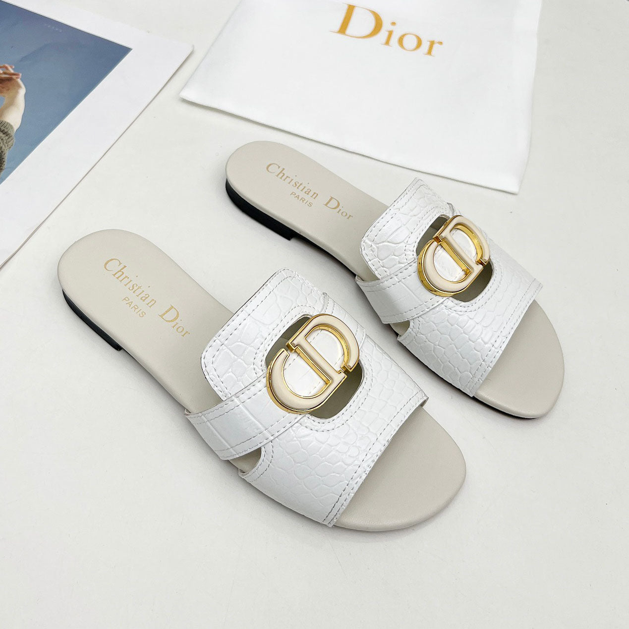 CD Slippers 1825052802