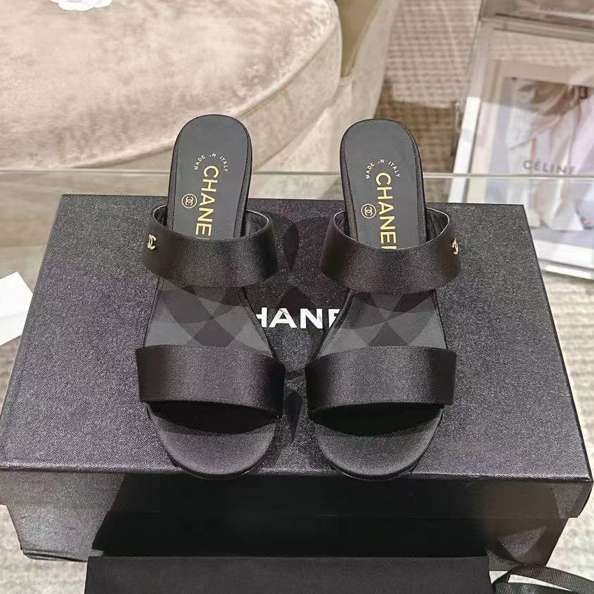 CNL Mary Jane exquisite pearl hot diamond combination high heels 1824061802