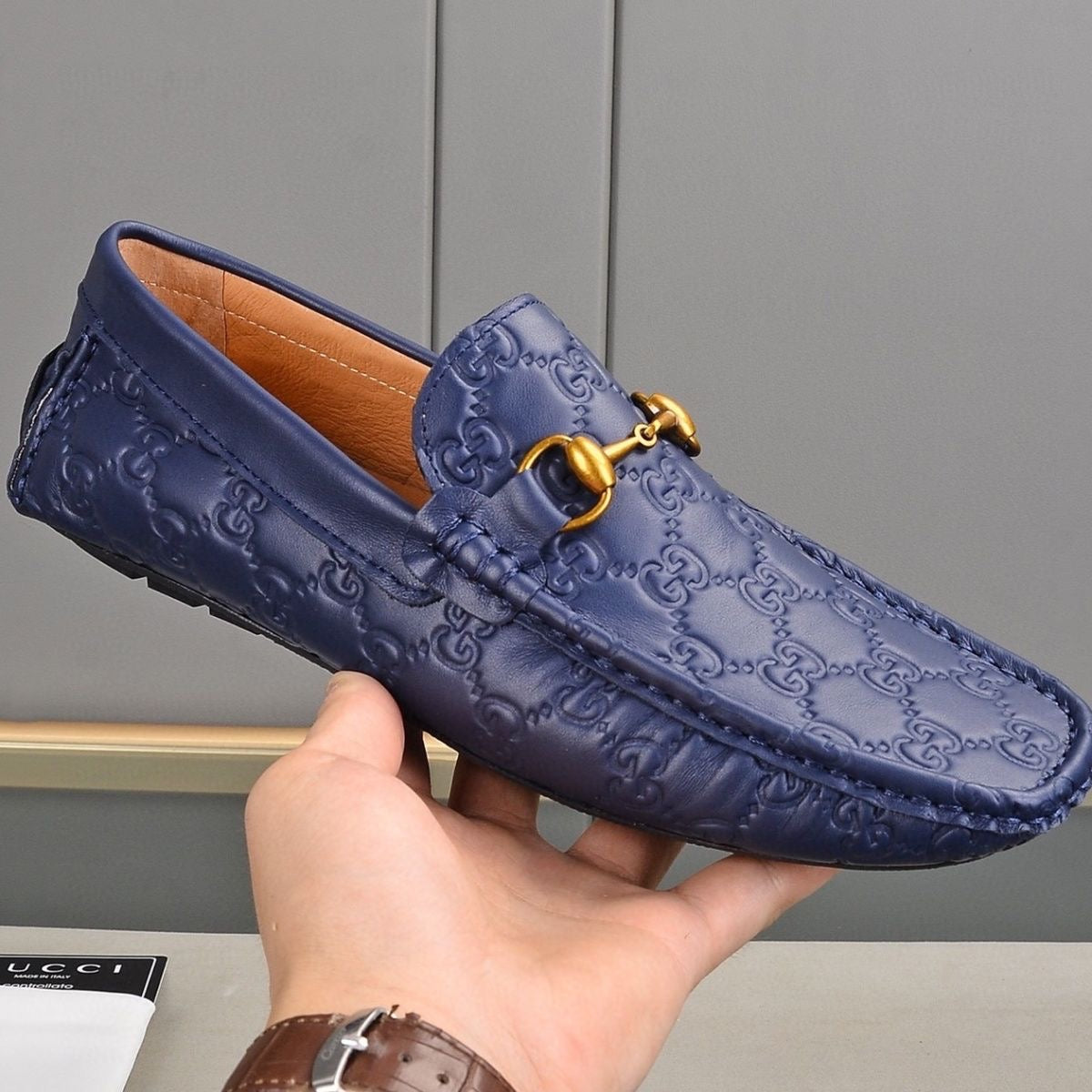 Men's embossed loafers 1824053102