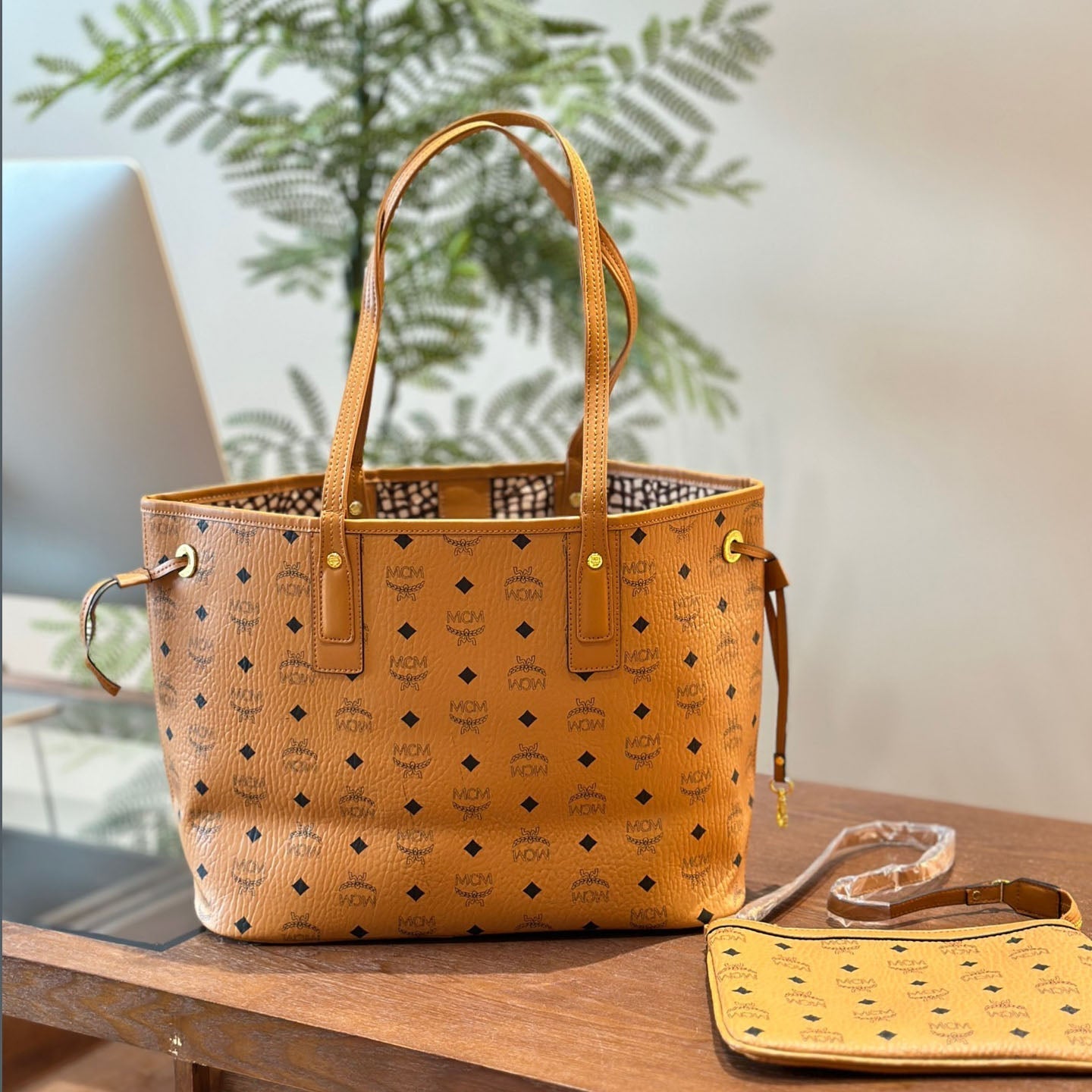 Classic mcm tote bag XC24092420