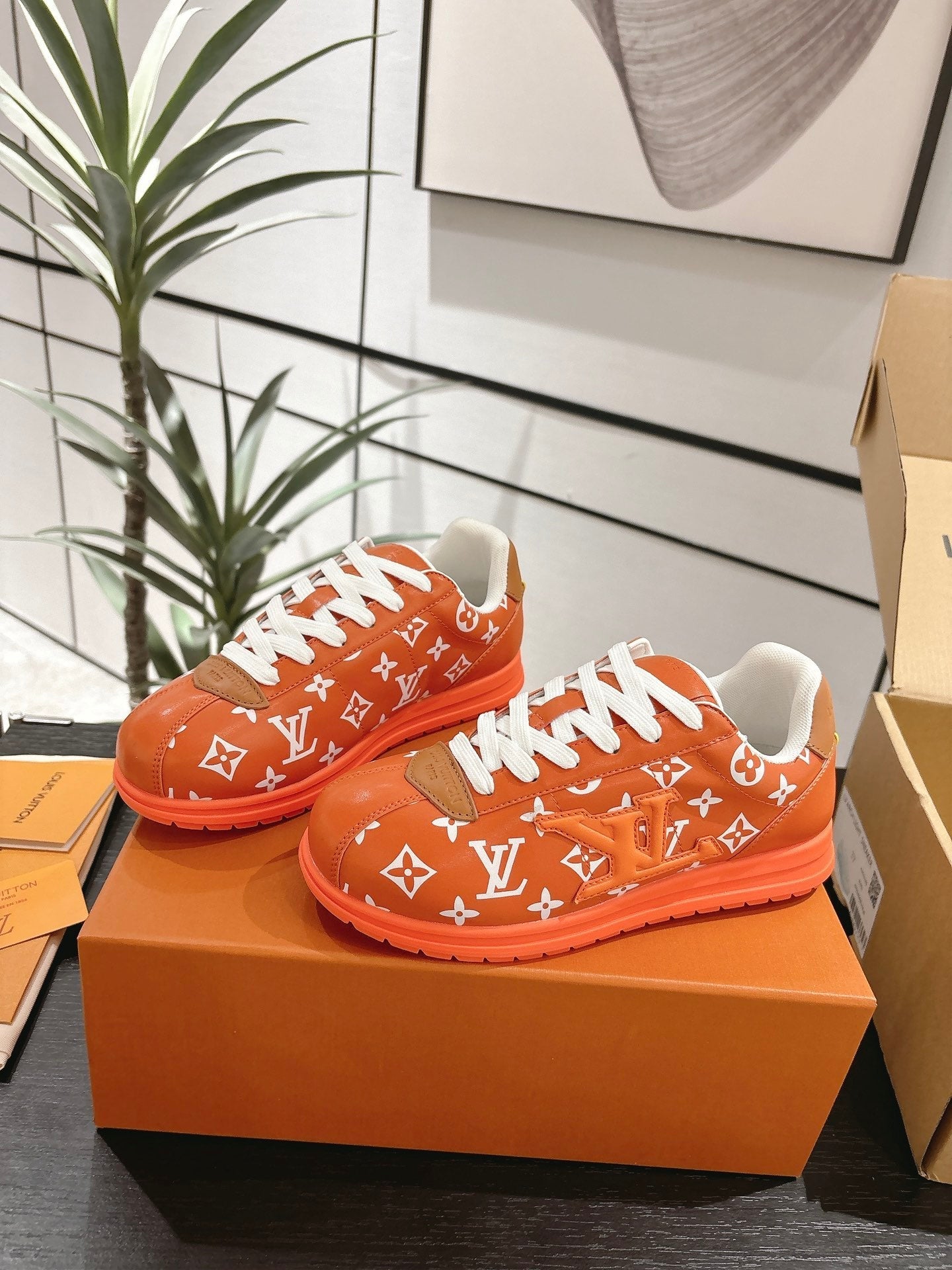 LV Sneaker 1825060605