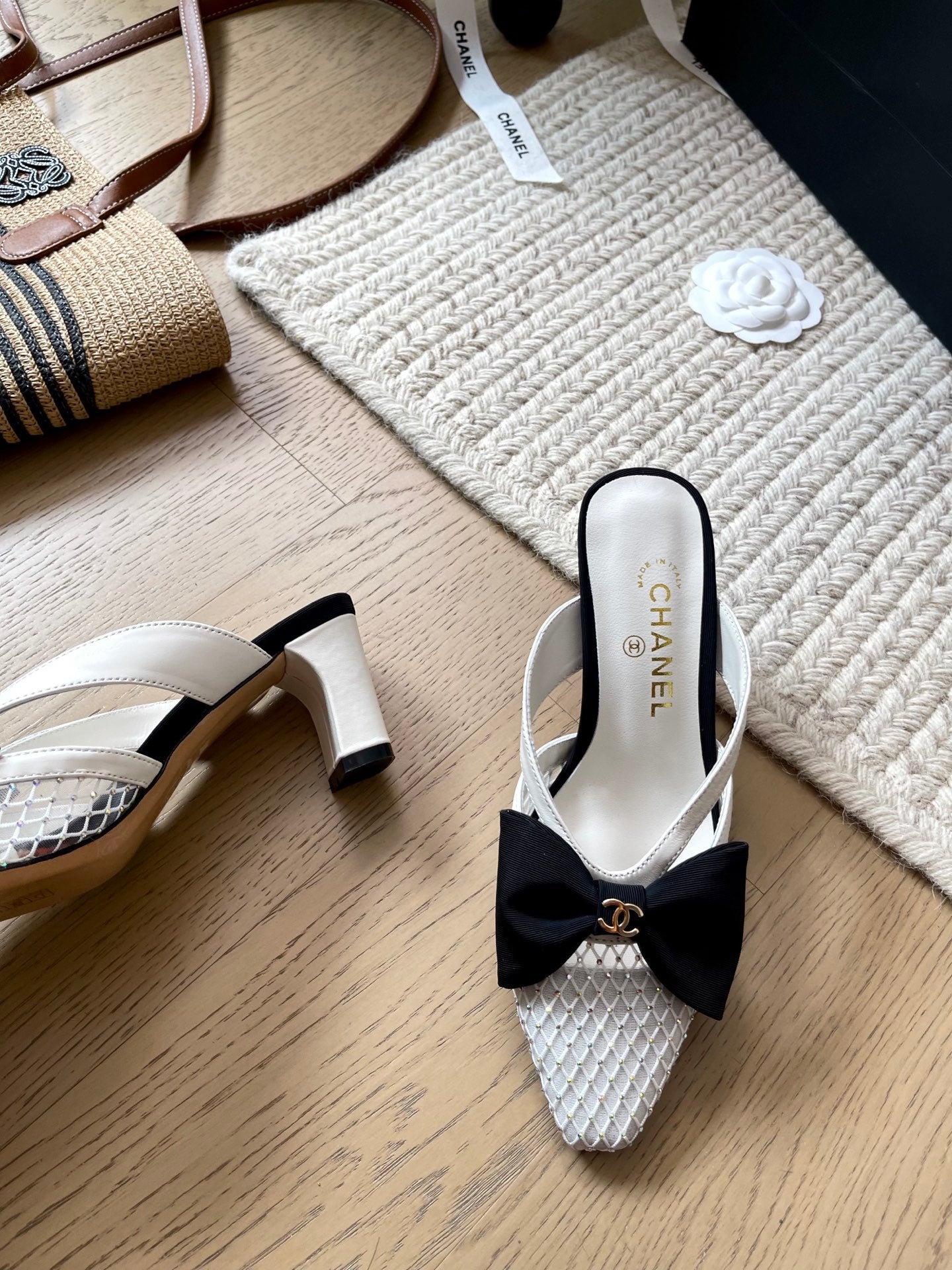 CNL Bow and pearl buckle sandal 1825042901