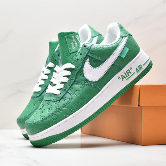 Trendy classic sneakers XC0823091305