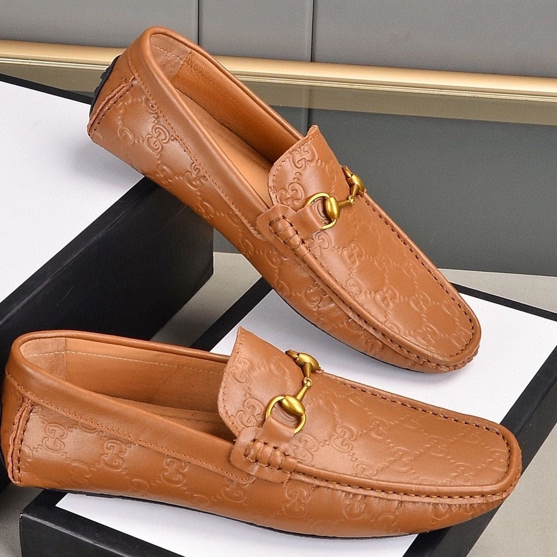 Men's embossed loafers 1824053102
