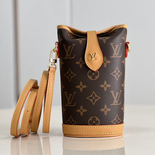 Ladies Fashion Luxury V Logo Bucket Bag