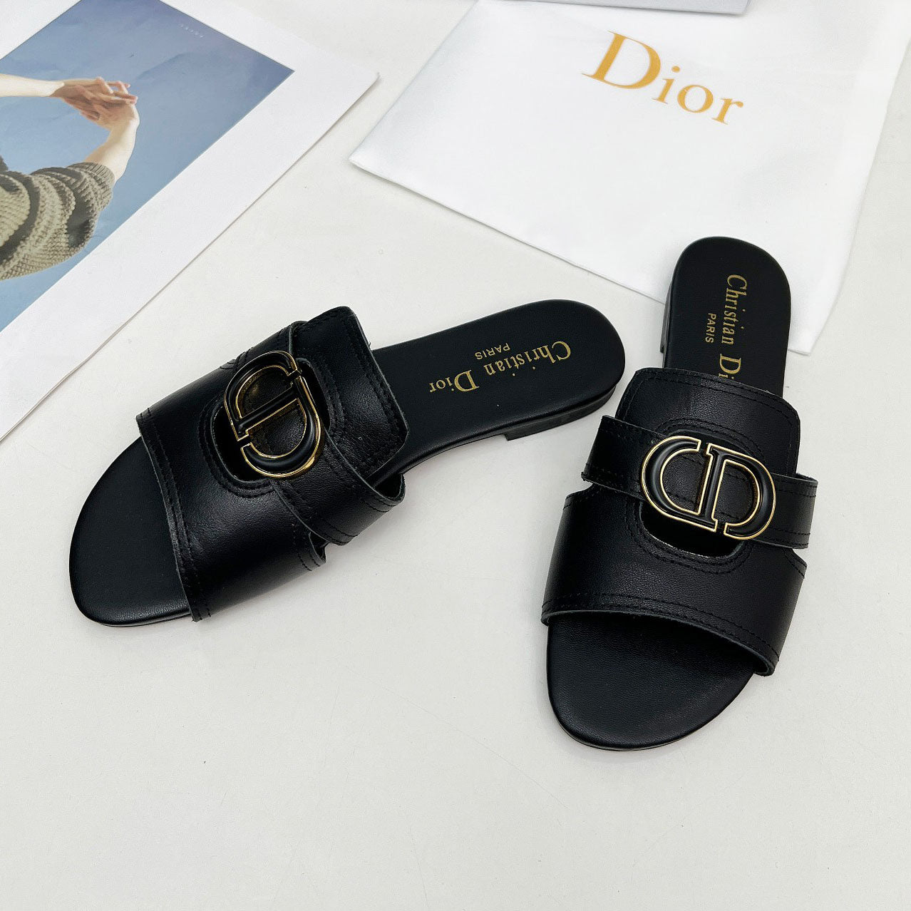 CD Slippers 1825052802