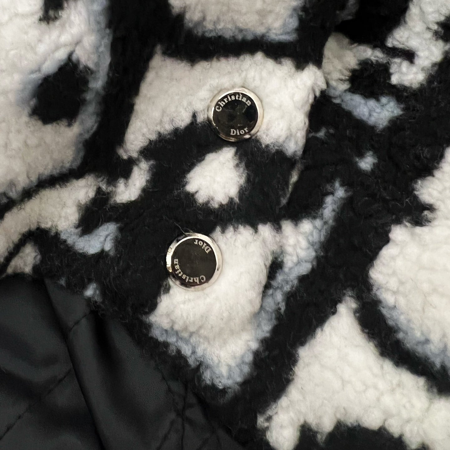 Sherpa Padded Padded Baseball Jacket with Leather Sleeves XC16061401