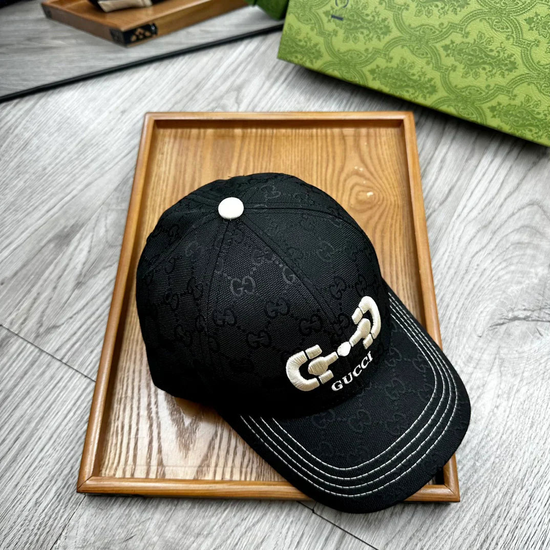 New Fashion Classic Versatile Baseball Cap 1024042326