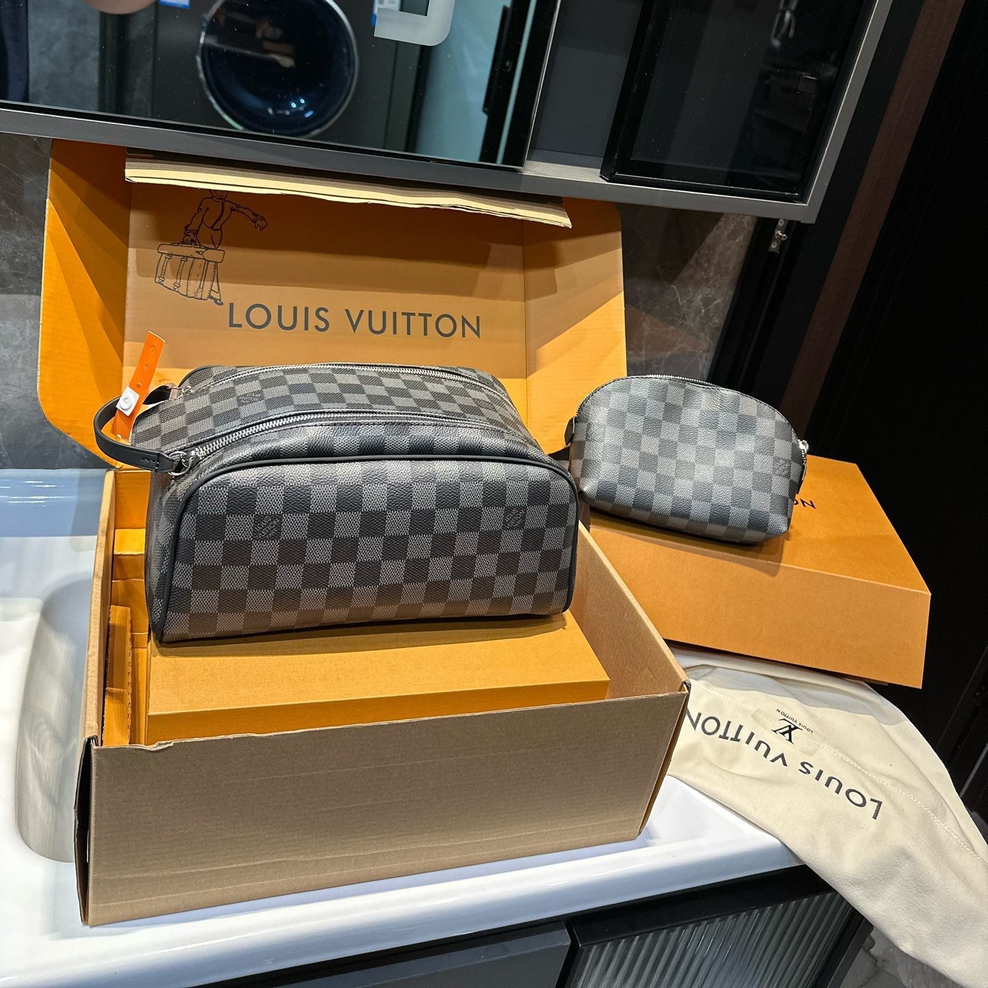 Dopp Kit toiletry bag 1824042606