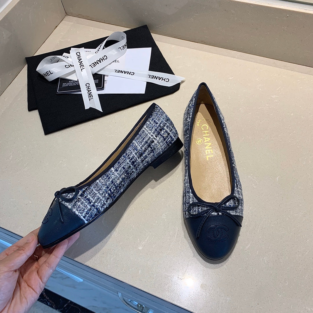 Classic comfortable flats 1824032302