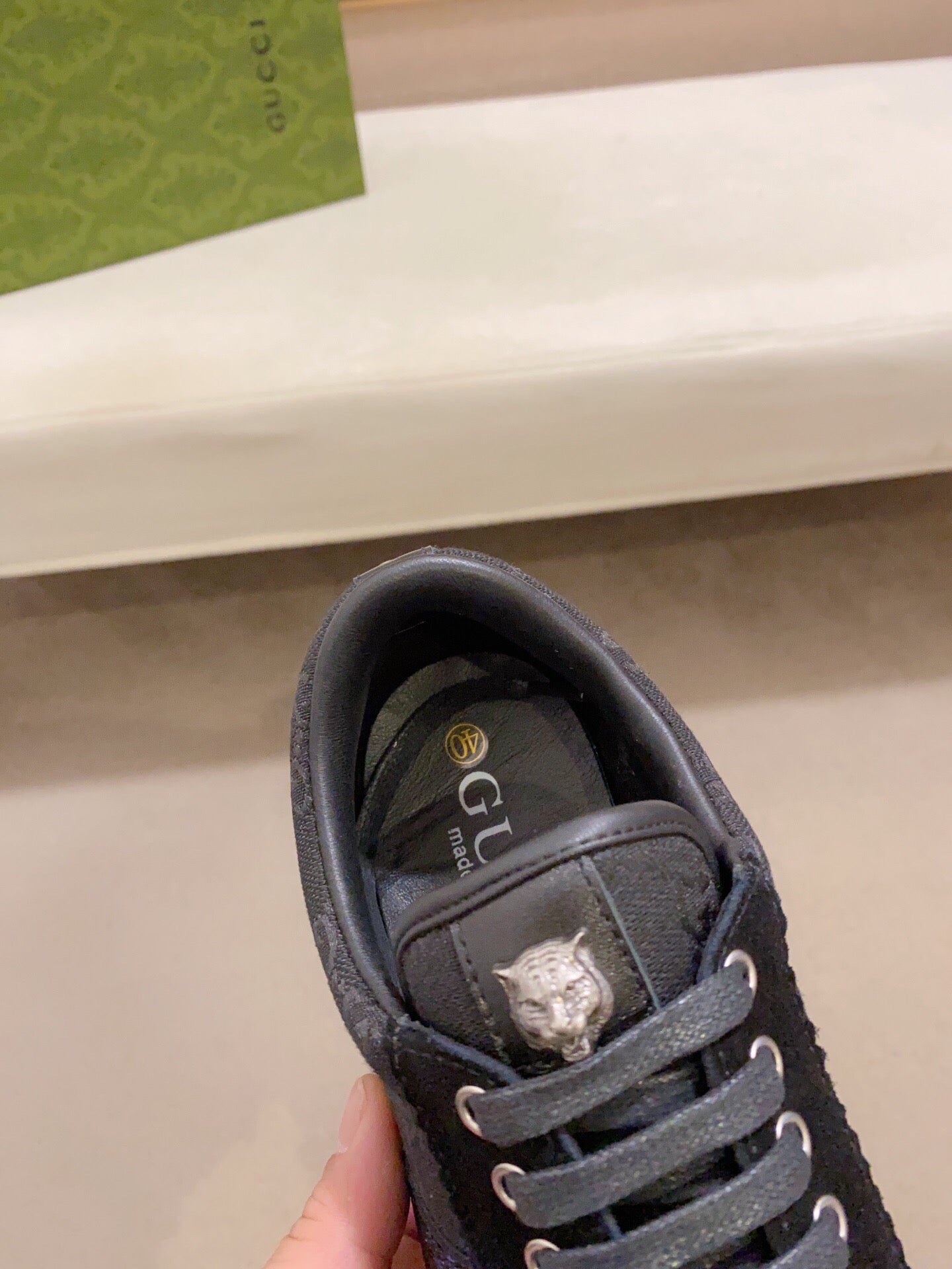 Classic letter presbyopia fashion casual sneakers 1824080302