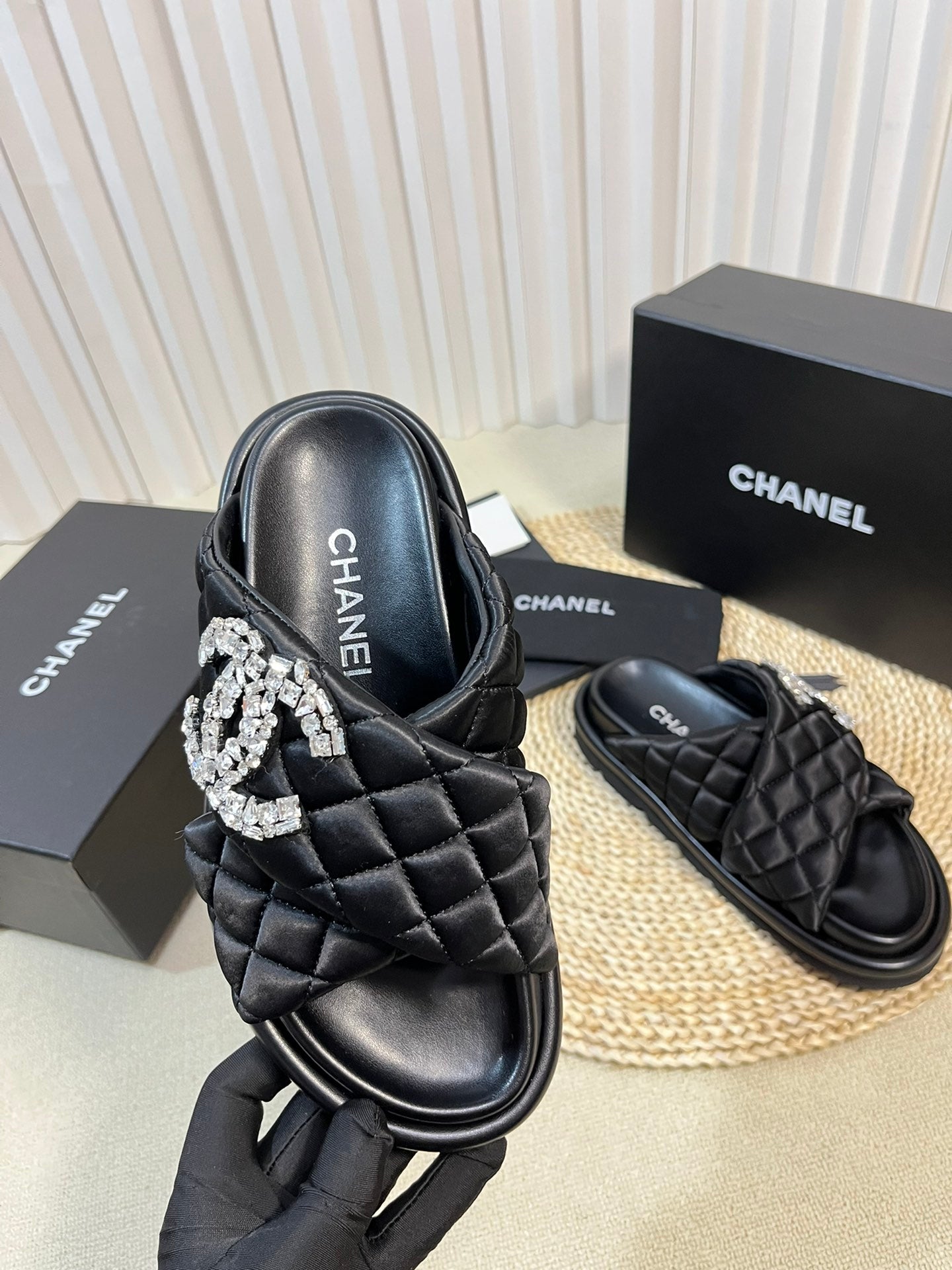 CNL thick-soled Velcro women's slippers 0724042704