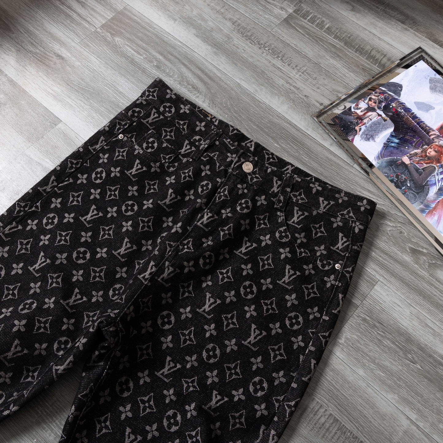 LV Little Red Man embroidered jeans 1825051401