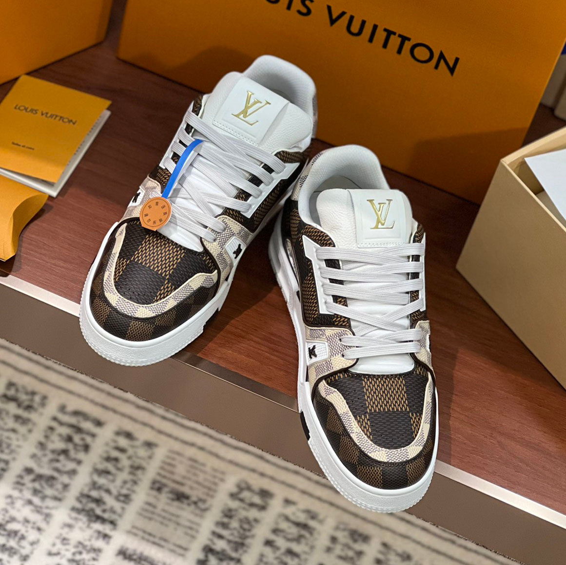 LV Trainer Sneaker 1825022806