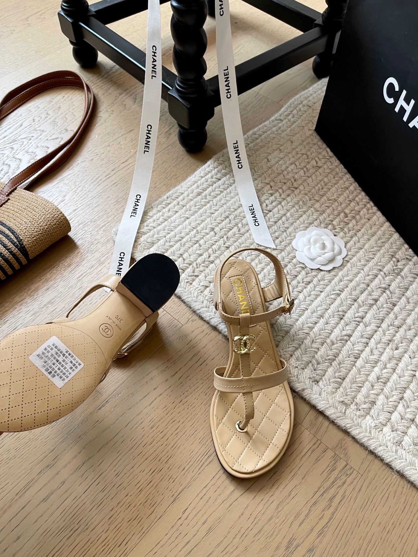 CLN Leather chunky heel sandals 1825051202