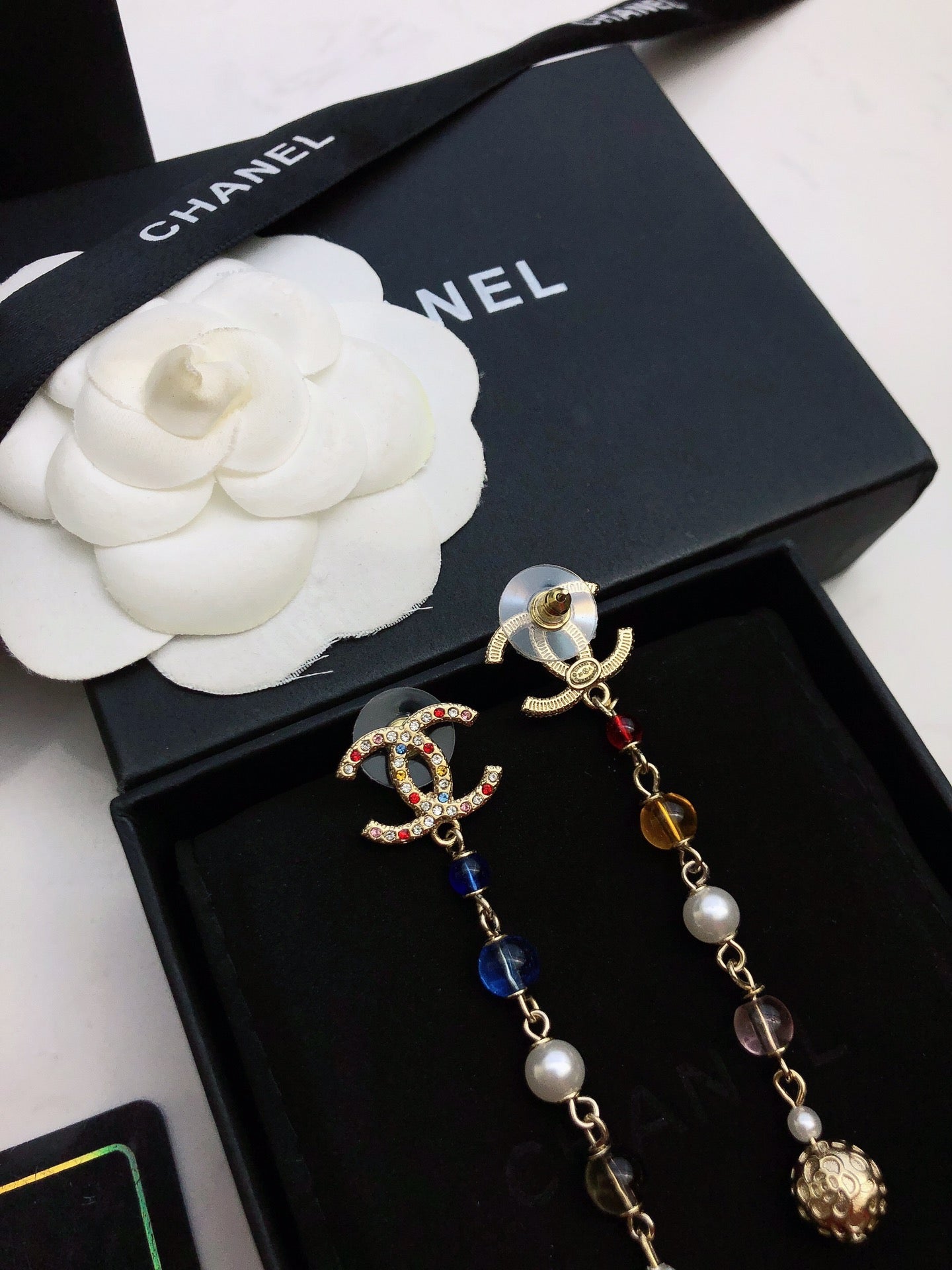 Double C diamond earrings XC0823072403