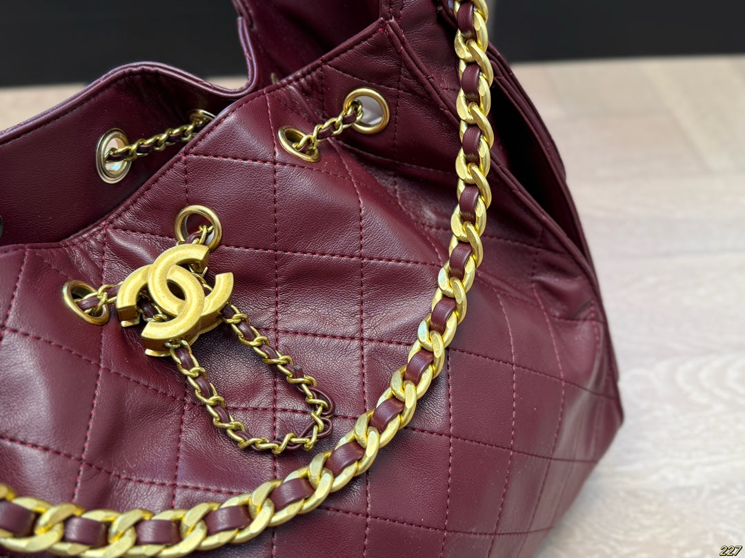 CH Bucket Bag 34*27 1825022101