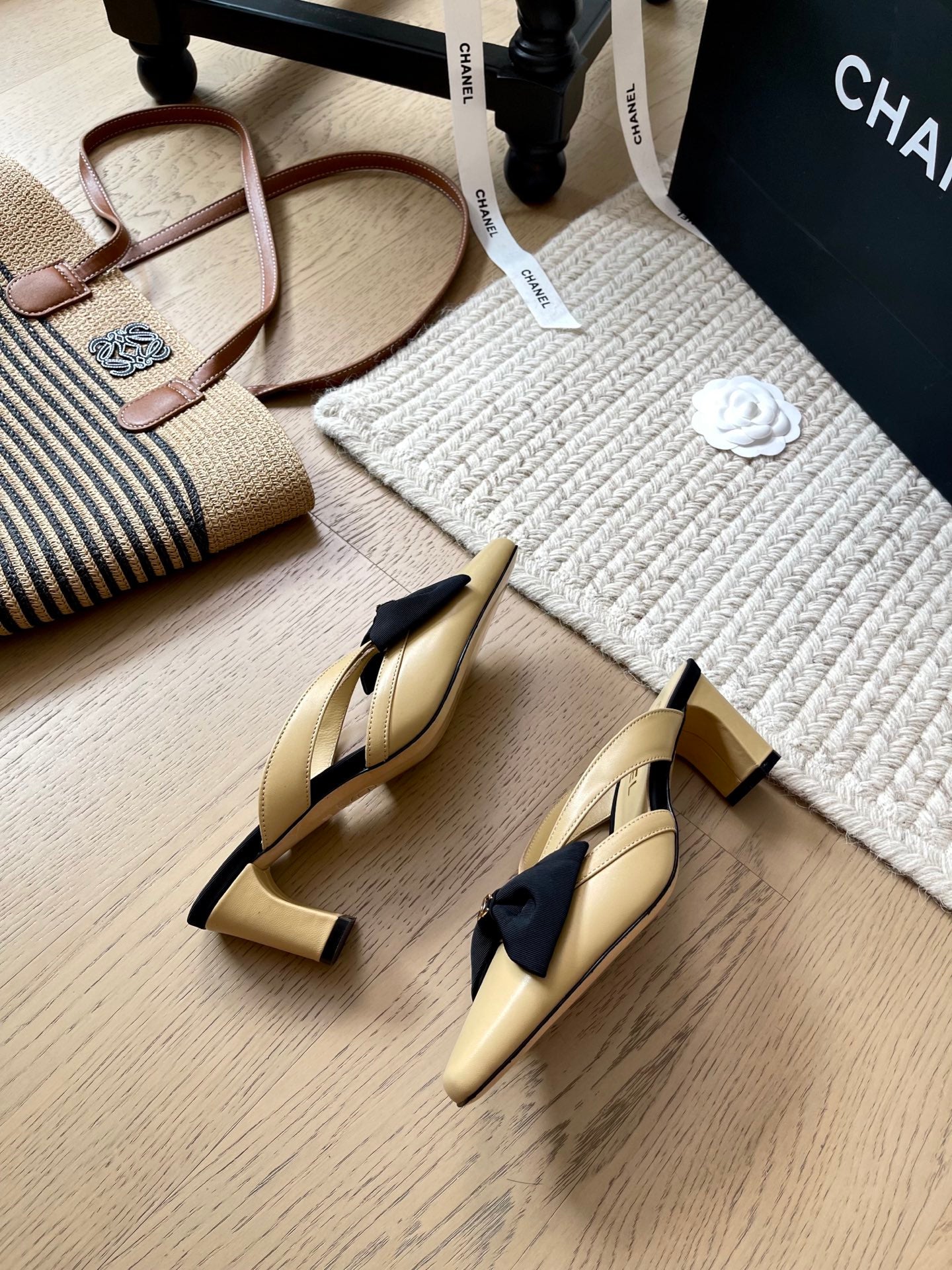 CNL Bow and pearl buckle sandal 1825042901