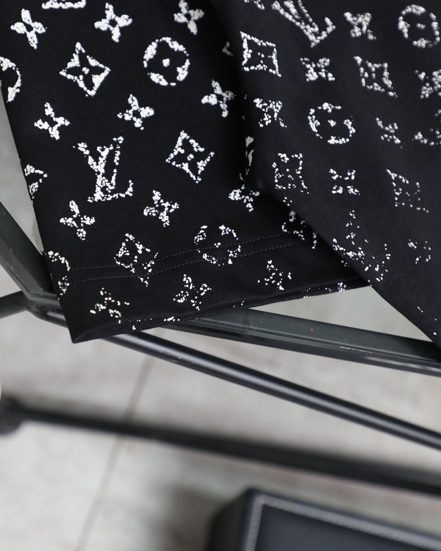 LV Gradient letter print T-shirt 1825060601