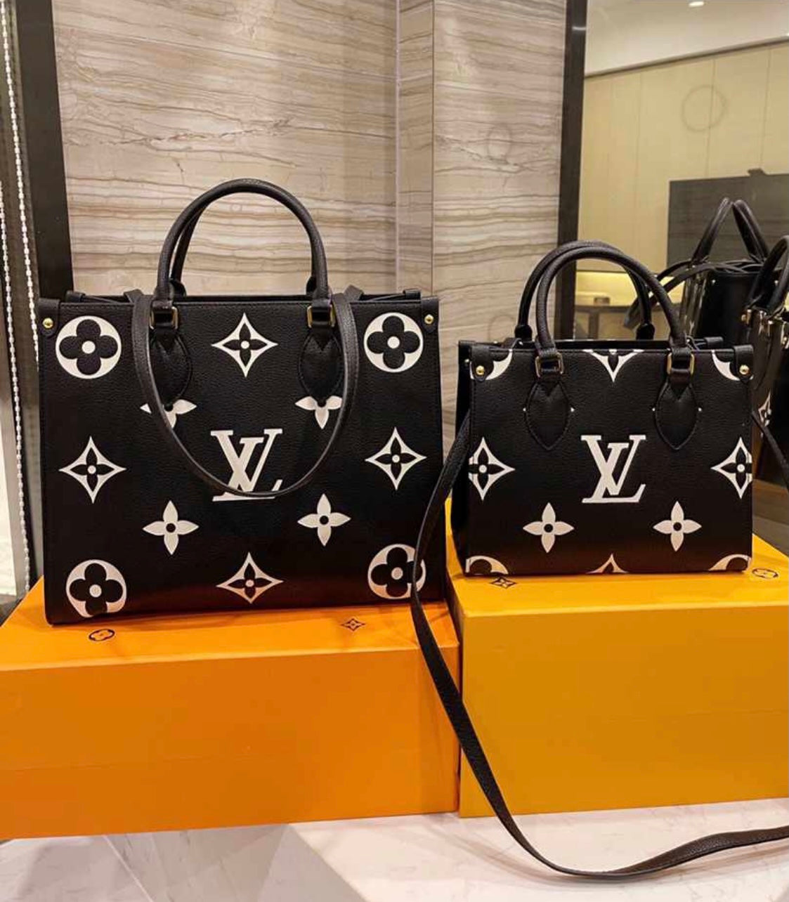 Handmade Bicolor Empreinte Leather Handbag On the Go