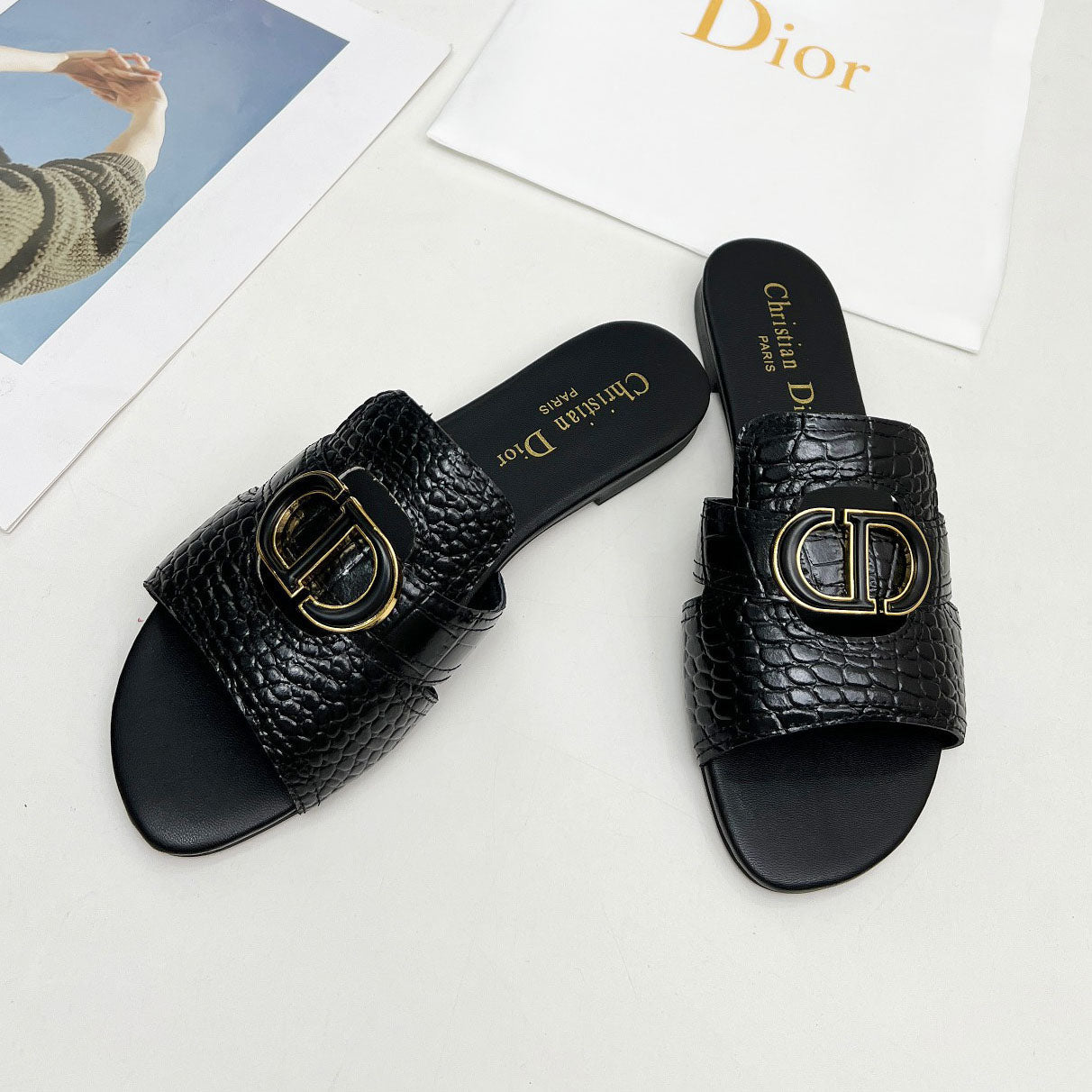 CD Slippers 1825052802