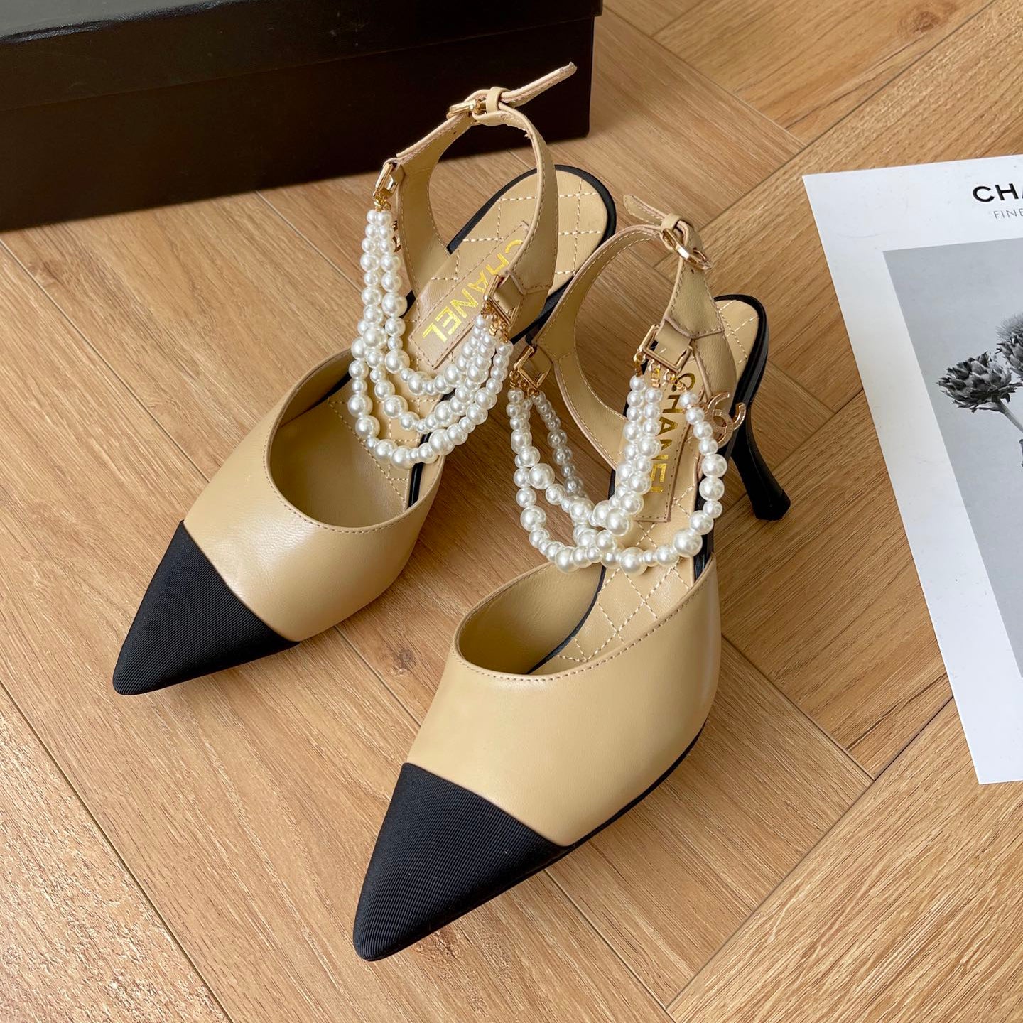 CNL Pointed pearl chain high heel sandals 1824070202