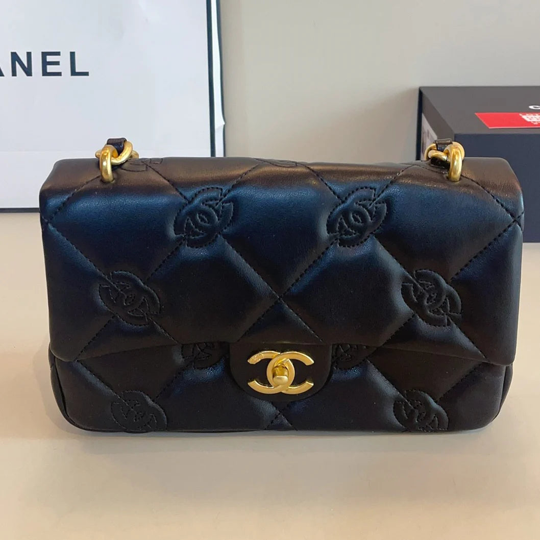 Luxury and fashion versatile shoulder bag 1025032001