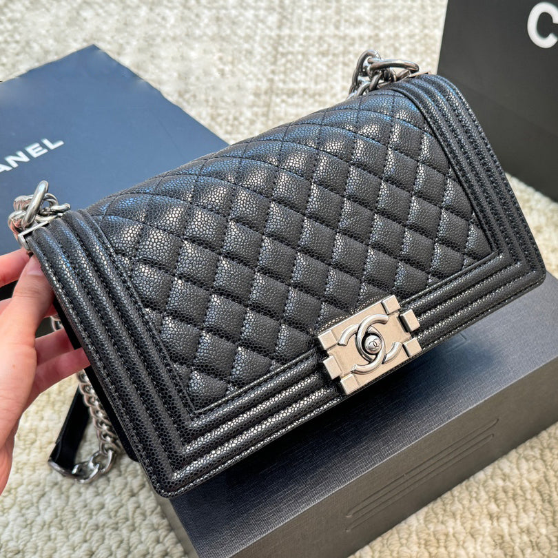 Quilted Caviar Silver Lock Bag 1824050305