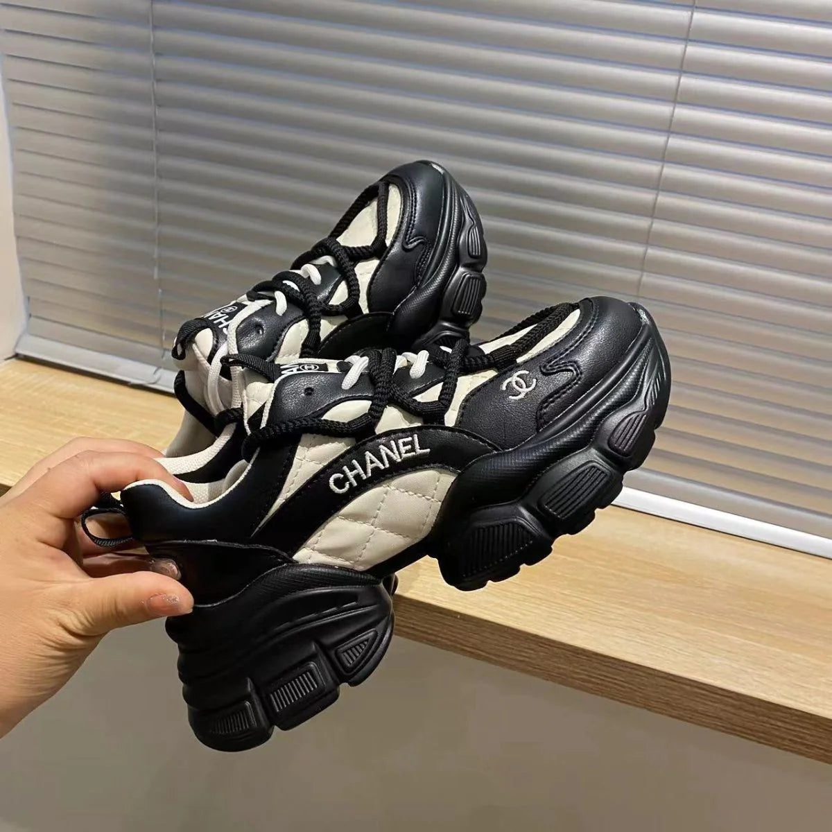 New Color Blocking Sports And Leisure Shoes For Women 10240108LY05