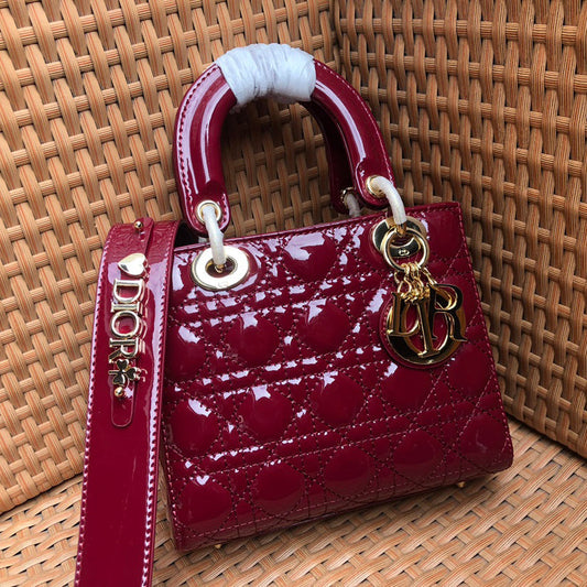 Classic patent-leather Diana bag XC16053102